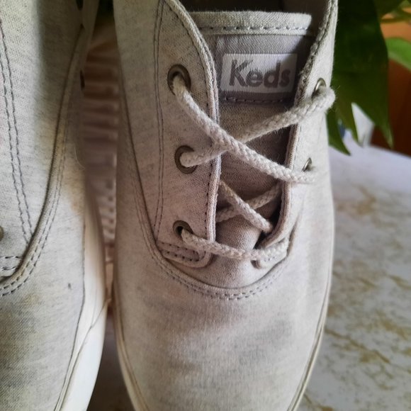 Keds Triumph Mid-Top Wool Sneakers Style# WF56627M- Heather Gray,  Size 10 - Picture 6 of 16